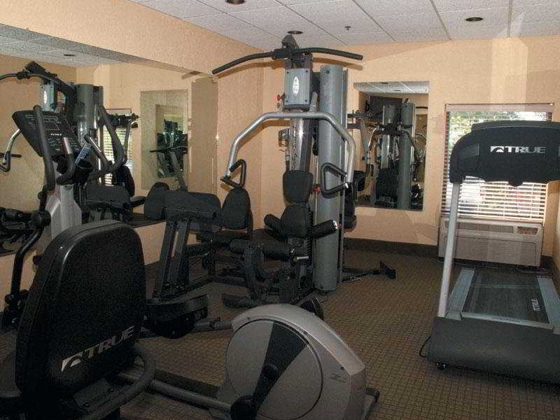 La Quinta By Wyndham Charleston Riverview Faciliteiten foto